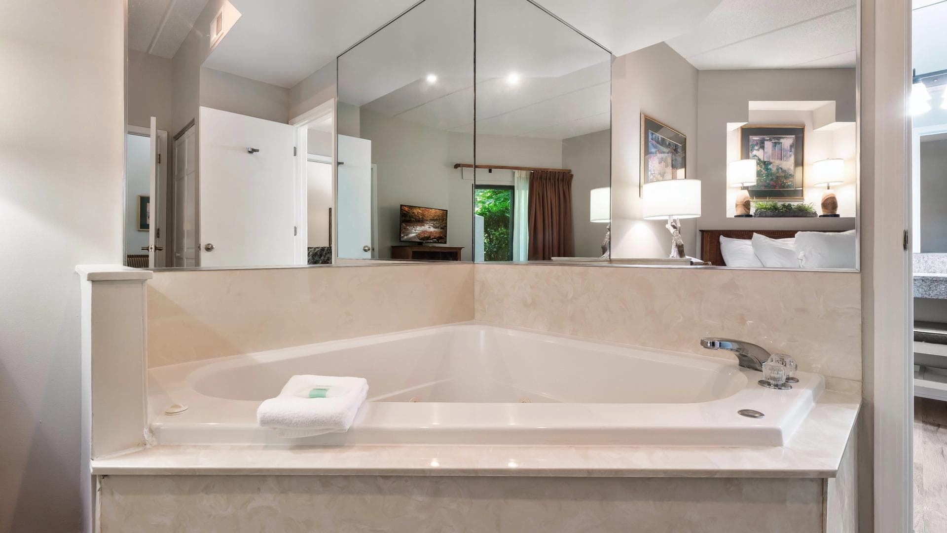 Luxury Jet Tub